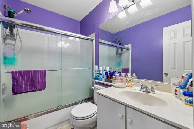 2525 JAMES MADISON CIR, Herndon, VA 20171
