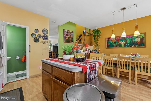 2525 JAMES MADISON CIR, Herndon, VA 20171