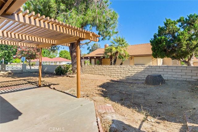 1825 Flame Tree, Hemet, CA 92545
