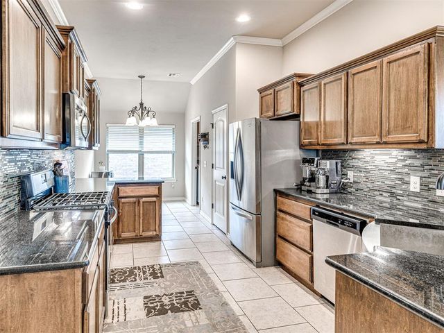 19324 Taggert Drive, Edmond, OK 73012