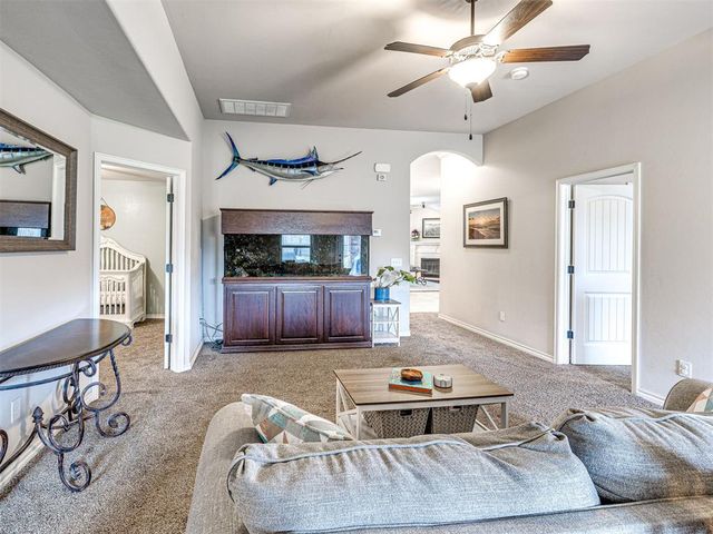 19324 Taggert Drive, Edmond, OK 73012