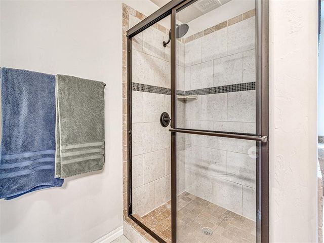 19324 Taggert Drive, Edmond, OK 73012