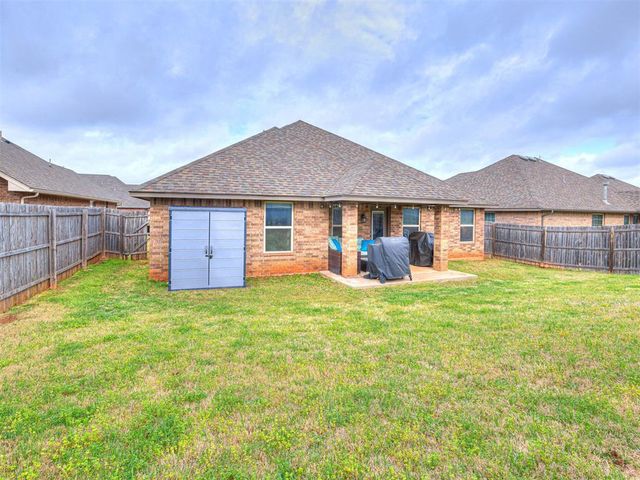 19324 Taggert Drive, Edmond, OK 73012