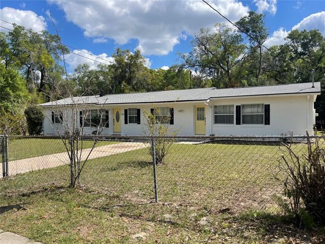 906 E MICHIGAN AVENUE, Deland, FL 32724
