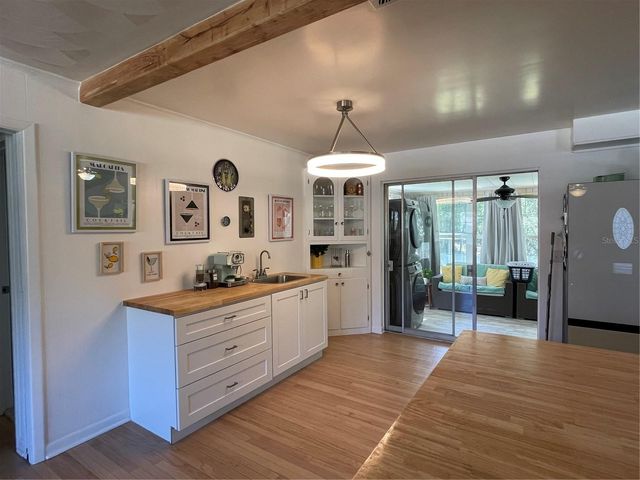 906 E MICHIGAN AVENUE, Deland, FL 32724