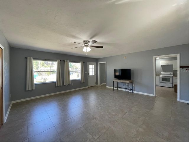 906 E MICHIGAN AVENUE, Deland, FL 32724