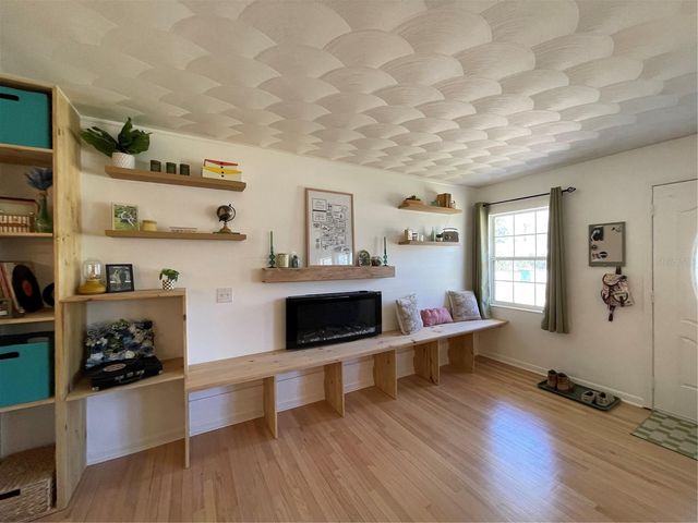 906 E MICHIGAN AVENUE, Deland, FL 32724