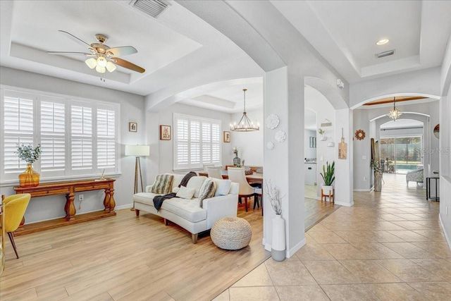 11118 FOSTER CARRIAGE ROAD, Lithia, FL 33547