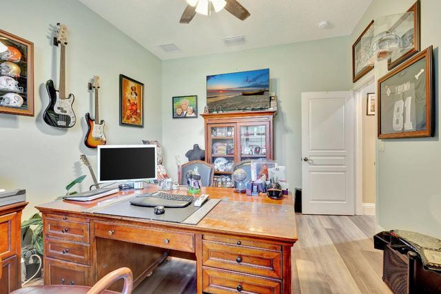 16181 81st Lane N, Loxahatchee, FL 33470