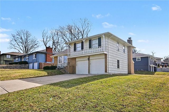 301 E 107th Terrace, Kansas City, MO 64114