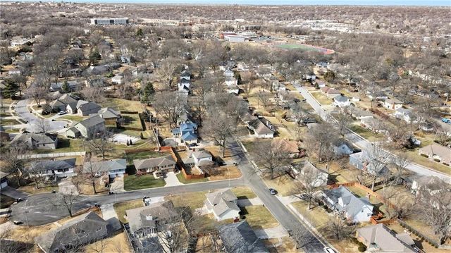 301 E 107th Terrace, Kansas City, MO 64114