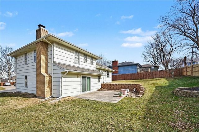 301 E 107th Terrace, Kansas City, MO 64114