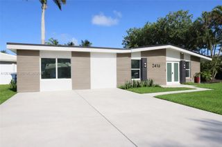 2416 NE 19th Ter, Wilton Manors, FL 33305