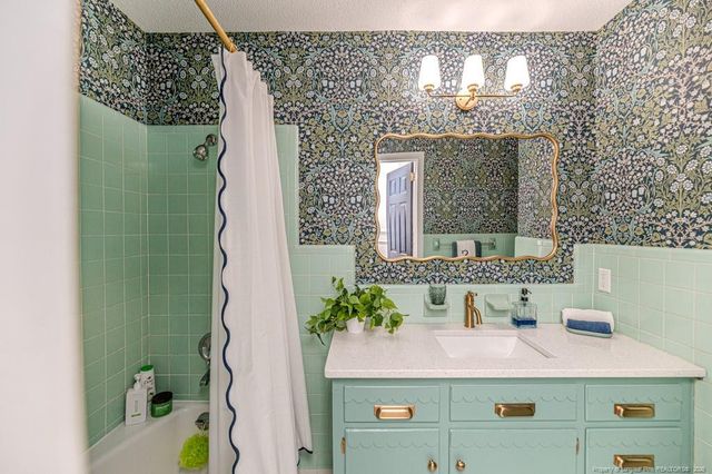 1802 Holiday Road, Sanford, NC 27330