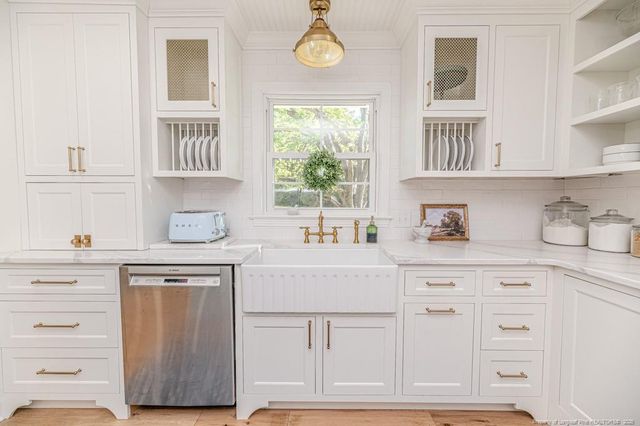 1802 Holiday Road, Sanford, NC 27330