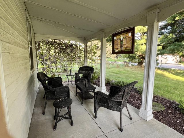 3424 N Elmwood DRIVE, Elmwood Park, WI 53405