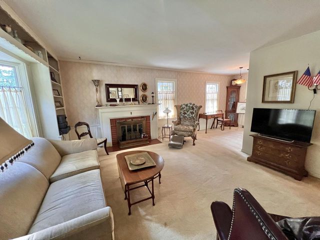 3424 N Elmwood DRIVE, Elmwood Park, WI 53405
