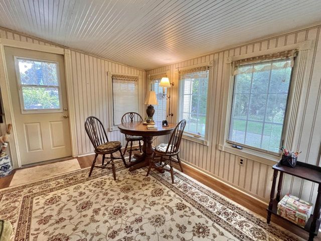 3424 N Elmwood DRIVE, Elmwood Park, WI 53405