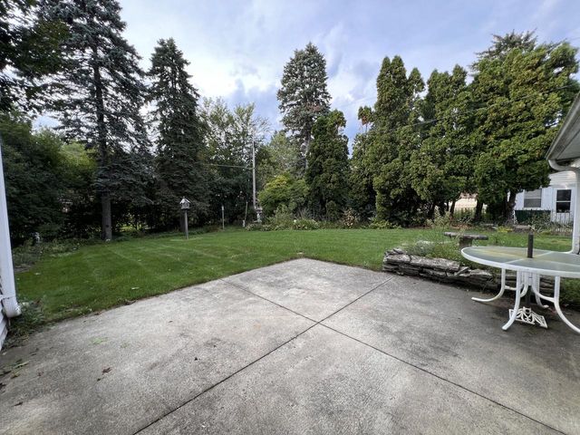 3424 N Elmwood DRIVE, Elmwood Park, WI 53405