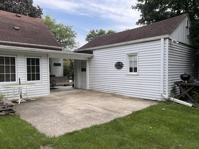 3424 N Elmwood DRIVE, Elmwood Park, WI 53405