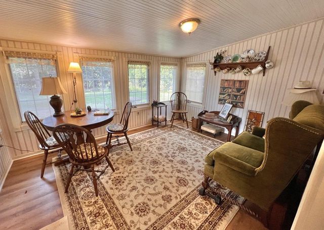 3424 N Elmwood DRIVE, Elmwood Park, WI 53405