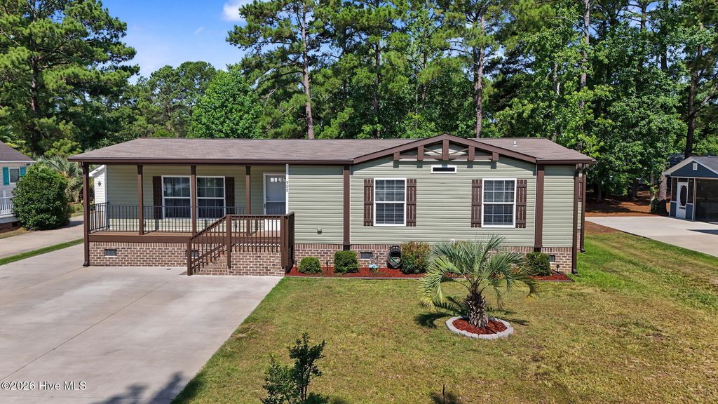 908 Palmer Drive, Carolina Shores, NC 28467