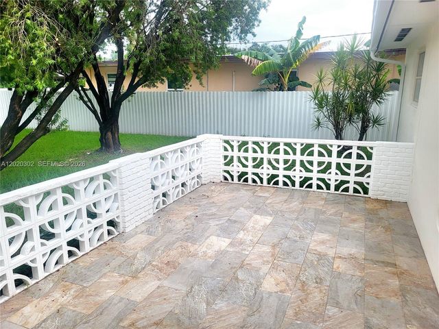 1145 Meadowlark Ave, Miami Springs, FL 33166