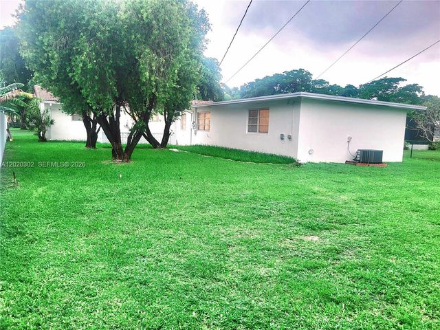 1145 Meadowlark Ave, Miami Springs, FL 33166