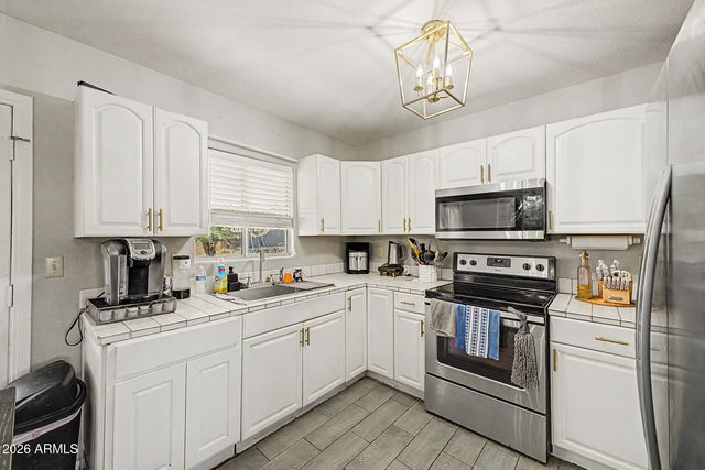 568 N 111 Street, Mesa, AZ 85207