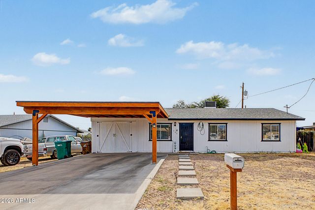 568 N 111 Street, Mesa, AZ 85207