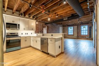 453 East Main Street 300, Kingsport, TN 37660