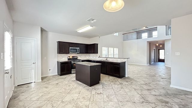 7807 COOLSPRING DR, San Antonio, TX 78254