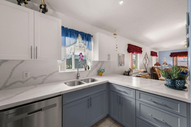 9778 NW 128th Lane, Hialeah Gardens, FL 33018