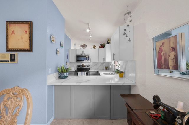 9778 NW 128th Lane, Hialeah Gardens, FL 33018