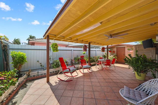 9778 NW 128th Lane, Hialeah Gardens, FL 33018