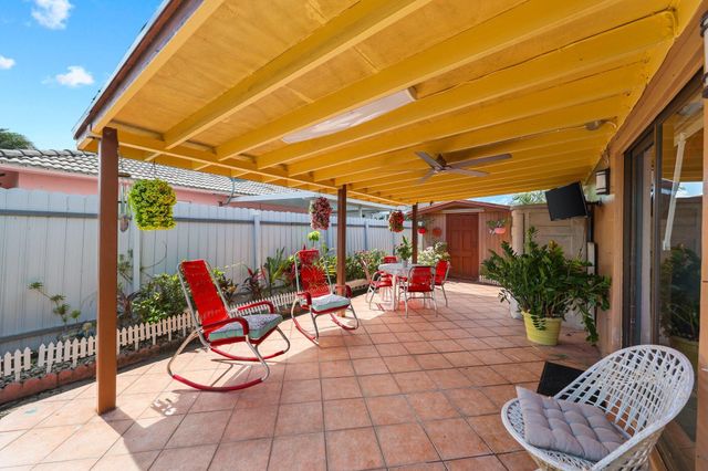 9778 NW 128th Lane, Hialeah Gardens, FL 33018