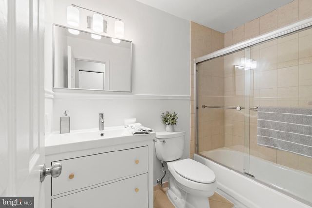 59 LAFAYETTE LN, Cherry Hill, NJ 08003