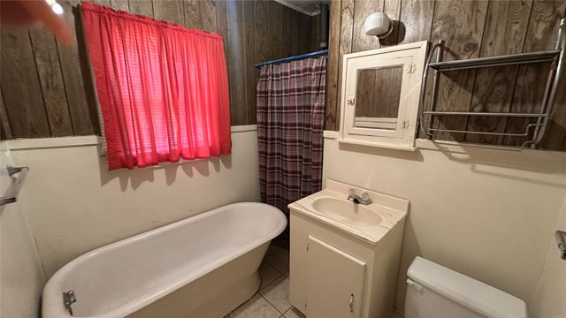 1520 Avenue N, Anson, TX 79501