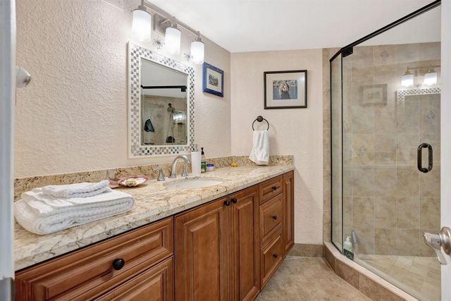 5420 N Ocean Drive 206, Singer Island, FL 33404