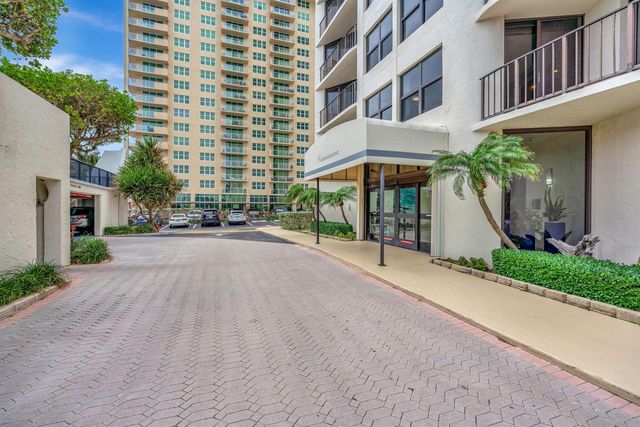 5420 N Ocean Drive 206, Singer Island, FL 33404