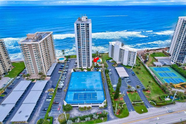 5420 N Ocean Drive 206, Singer Island, FL 33404