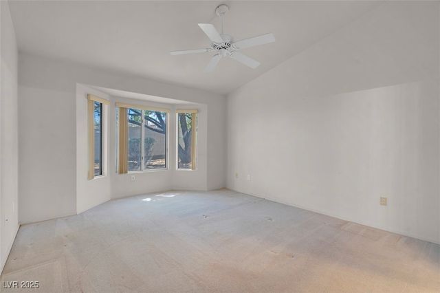 10013 Cresent Creek Drive, Las Vegas, NV 89134