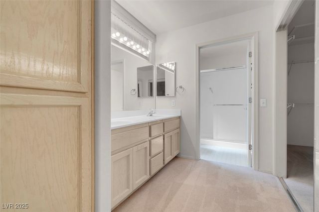 10013 Cresent Creek Drive, Las Vegas, NV 89134