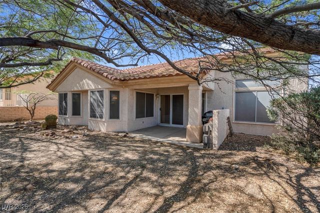 10013 Cresent Creek Drive, Las Vegas, NV 89134