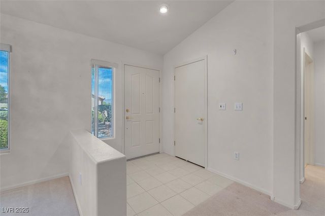 10013 Cresent Creek Drive, Las Vegas, NV 89134