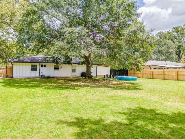 11 Simpson Drive, Rome, GA 30165
