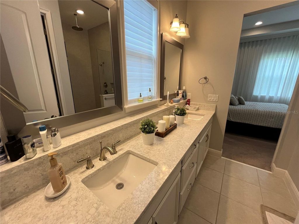 Image 27 of property listing at 13603 ABBERWICK DRIVE, Orlando, FL 32832