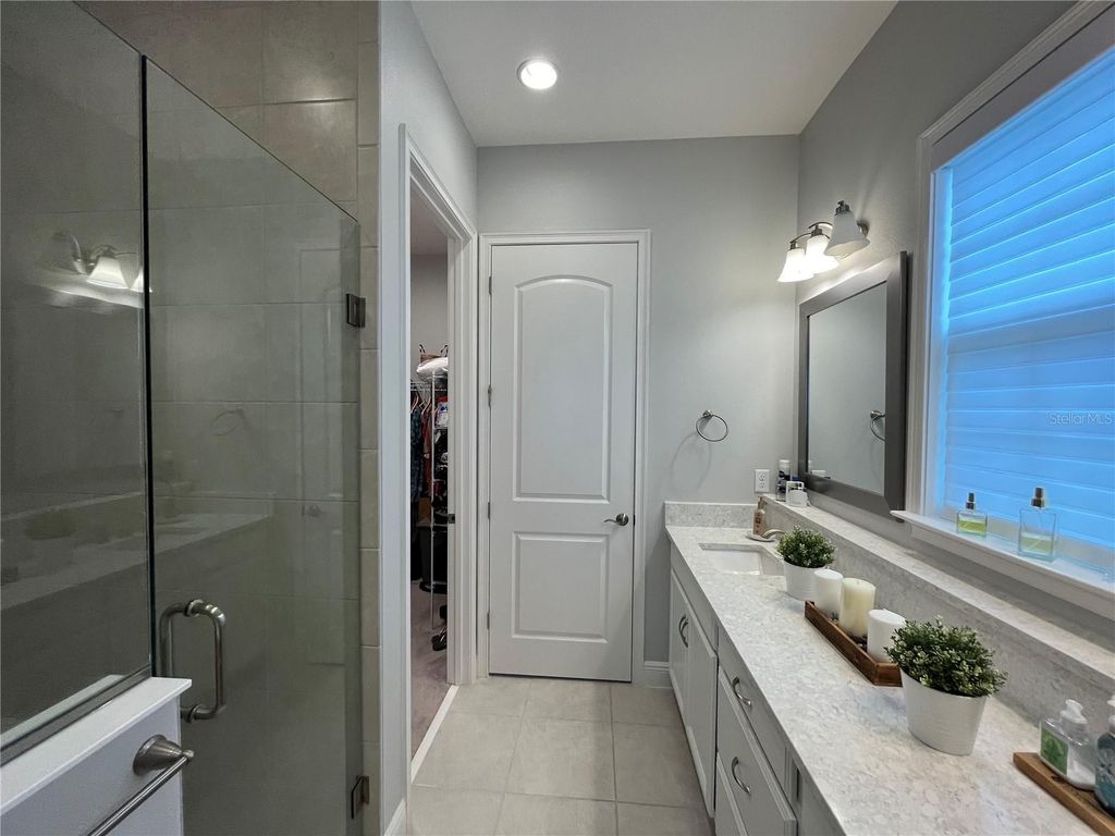 Image 29 of property listing at 13603 ABBERWICK DRIVE, Orlando, FL 32832