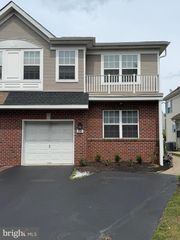 233 FOUNTAYNE LN, Lawrenceville, NJ 08648
