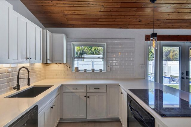 1474 SW 19th Avenue, Fort Lauderdale, FL 33312